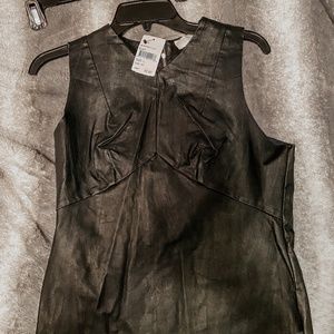 BLACK LEATHER SLEEVELESS BLOUSE